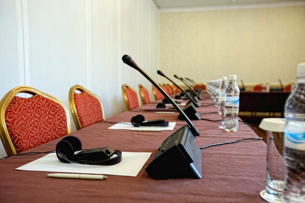 City Hotel Μπισκέκ Εξωτερικό φωτογραφία
