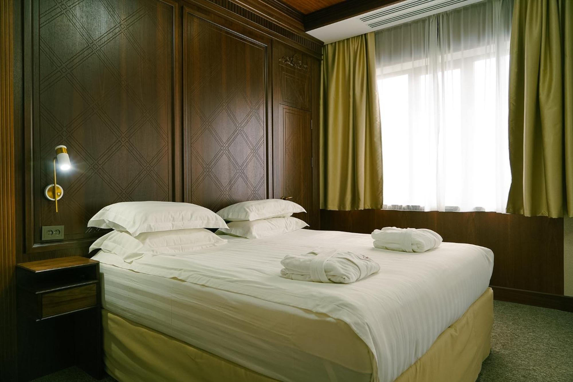 City Hotel Μπισκέκ Εξωτερικό φωτογραφία