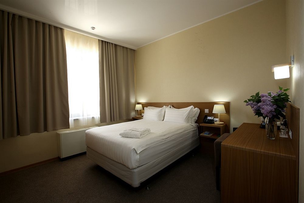 City Hotel Μπισκέκ Εξωτερικό φωτογραφία