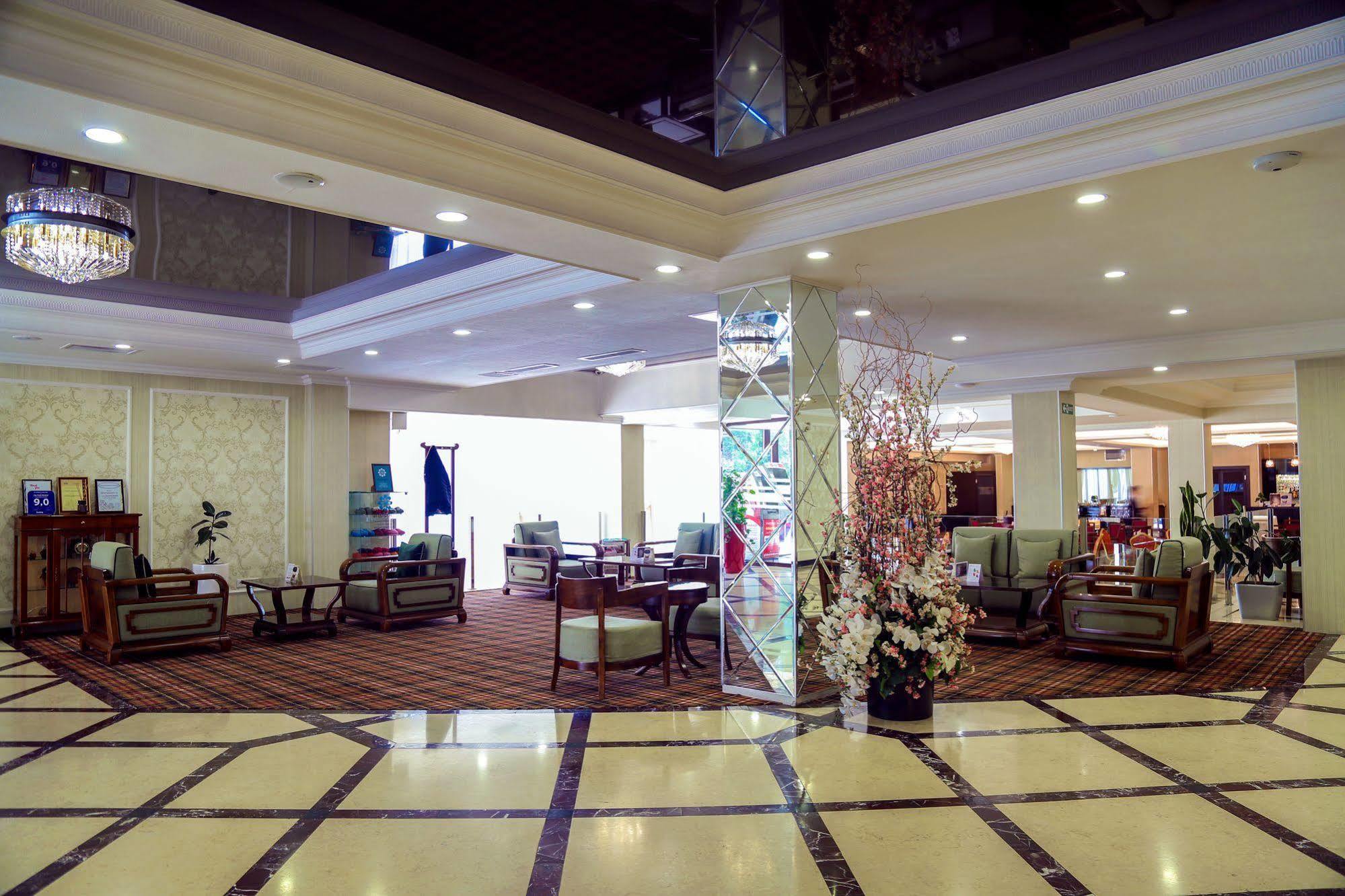 City Hotel Μπισκέκ Εξωτερικό φωτογραφία